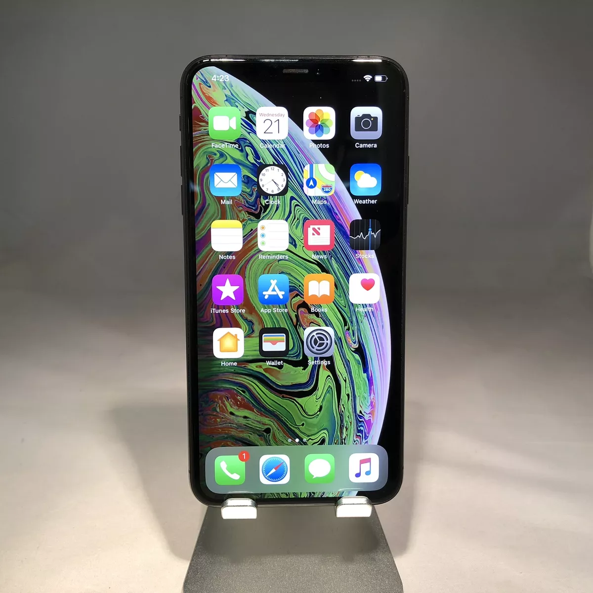 Apple iPhone XS Max 256GB Space Gray Unlocked Fair Condition