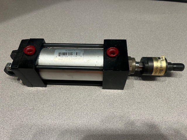 NEW NO BOX MEAD FLUID DYNAMICS CYLINDER HD-200X3-FB