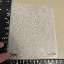 Sizzix Scroll Heart Pattern 3D Textured Embossing Folder Cardmaking