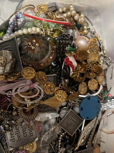7+ lbs Huge Lot Costume Jewelry VTG Now Junk Art Craft#10172025