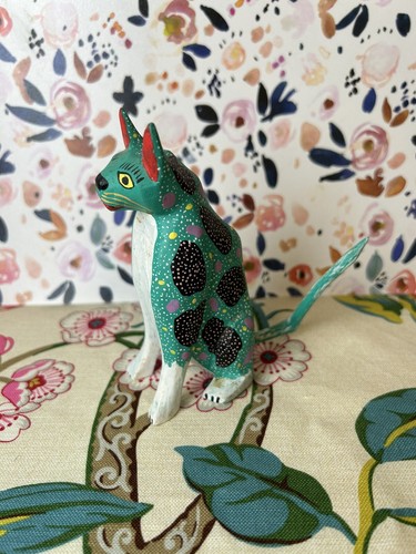 Alebrije CAT Oaxaca, Mexico Painted Wood Carving Signed Green Blue Kitty Dots