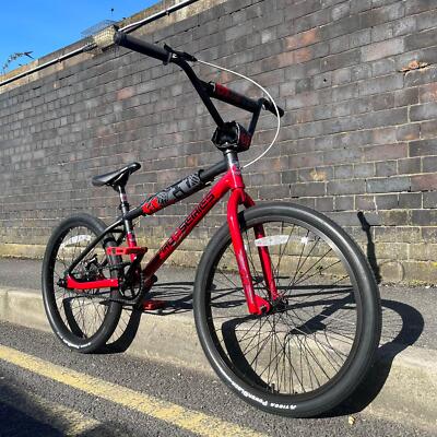 GT compe BMX 自転車 ブラック/レッド GT Compe BMX Bike for Sale in Naperville, IL - OfferUp