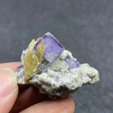 Natural Stone Yaogang Xian Fluorite Mineral Specimen Crystal Cluster Healing