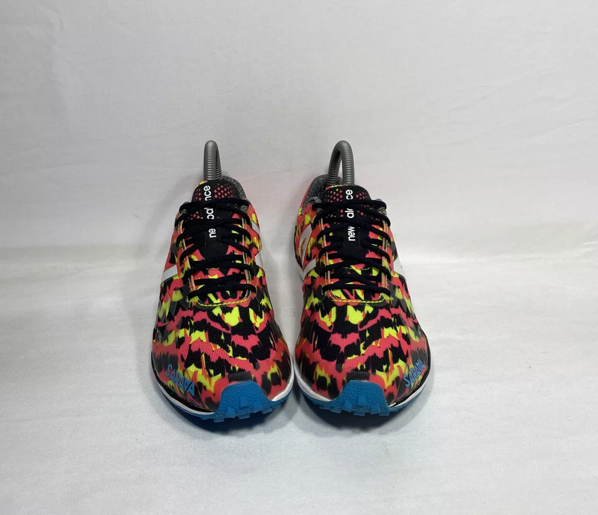New balance deals spikeless track shoes