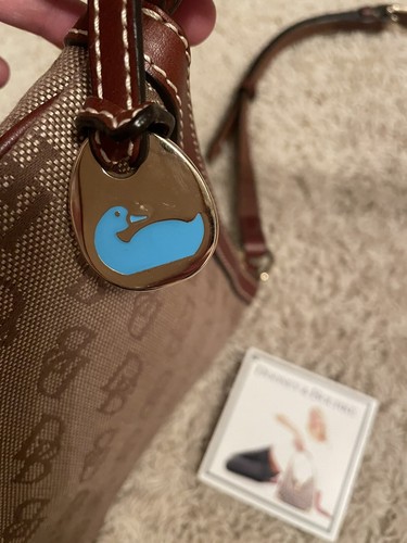 DOONEY & BOURKE Brown Logo Letter Carrier Jacquard Signature Crossbody Bag NWT - Picture 5 of 14