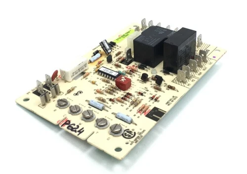 Honeywell ST9160B1084 Furnace Control Circuit Board 1014460 used  #P624