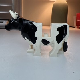 LEGO Cow Black And White Pattern Minifigure W/ Horns Farm City