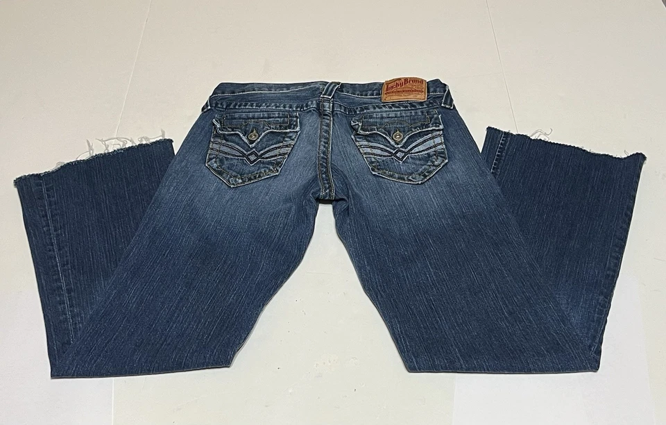 Lucky Brand Lil Maggie Jeans Women's Tag 6/28 Measures 30x28 Blue Cut Fray Hem - Image 2 of 4