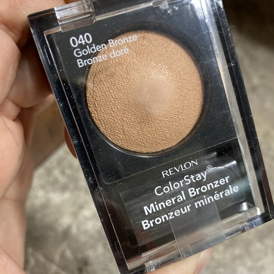 Revlon ColorStay Mineral Bronzer #040 Golden Bronze Sealed - Image 2 of 4