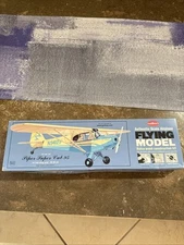 Guillow's Piper Super Cub 95 Laser Cut Model Kit Blue, Small