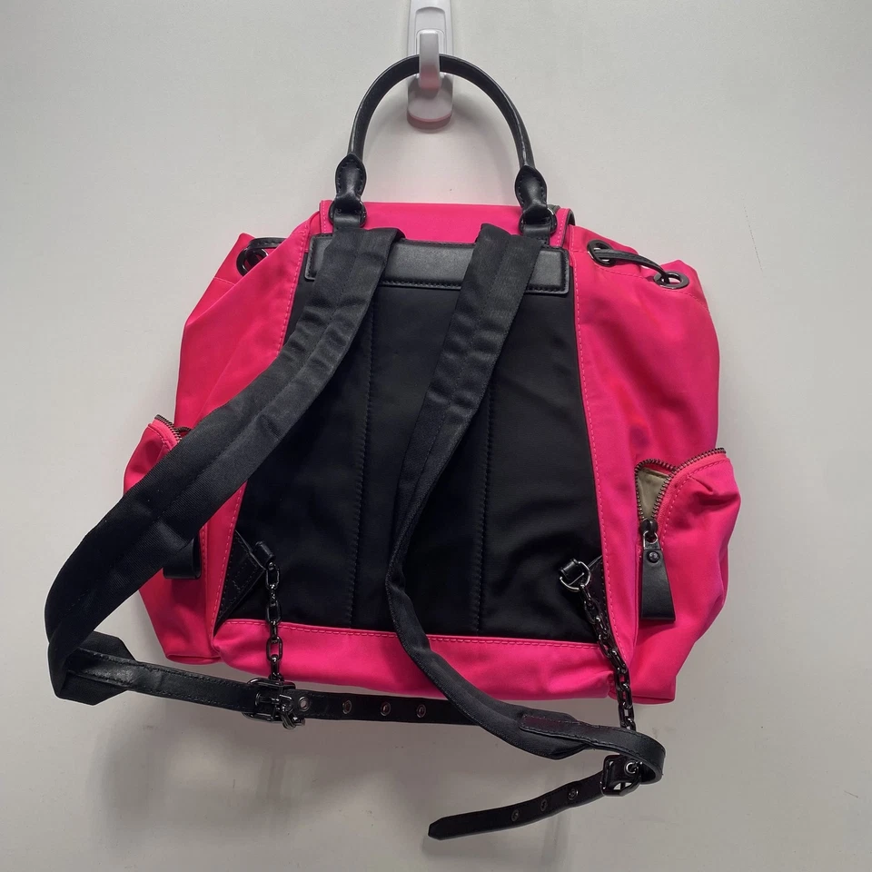 Mochila espaciosa lisa rosa Michael Kors para mujer Foto 3 de 4