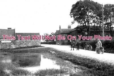 DR 3305 - Derby Road, Hulland Ward, Derbyshire c1915