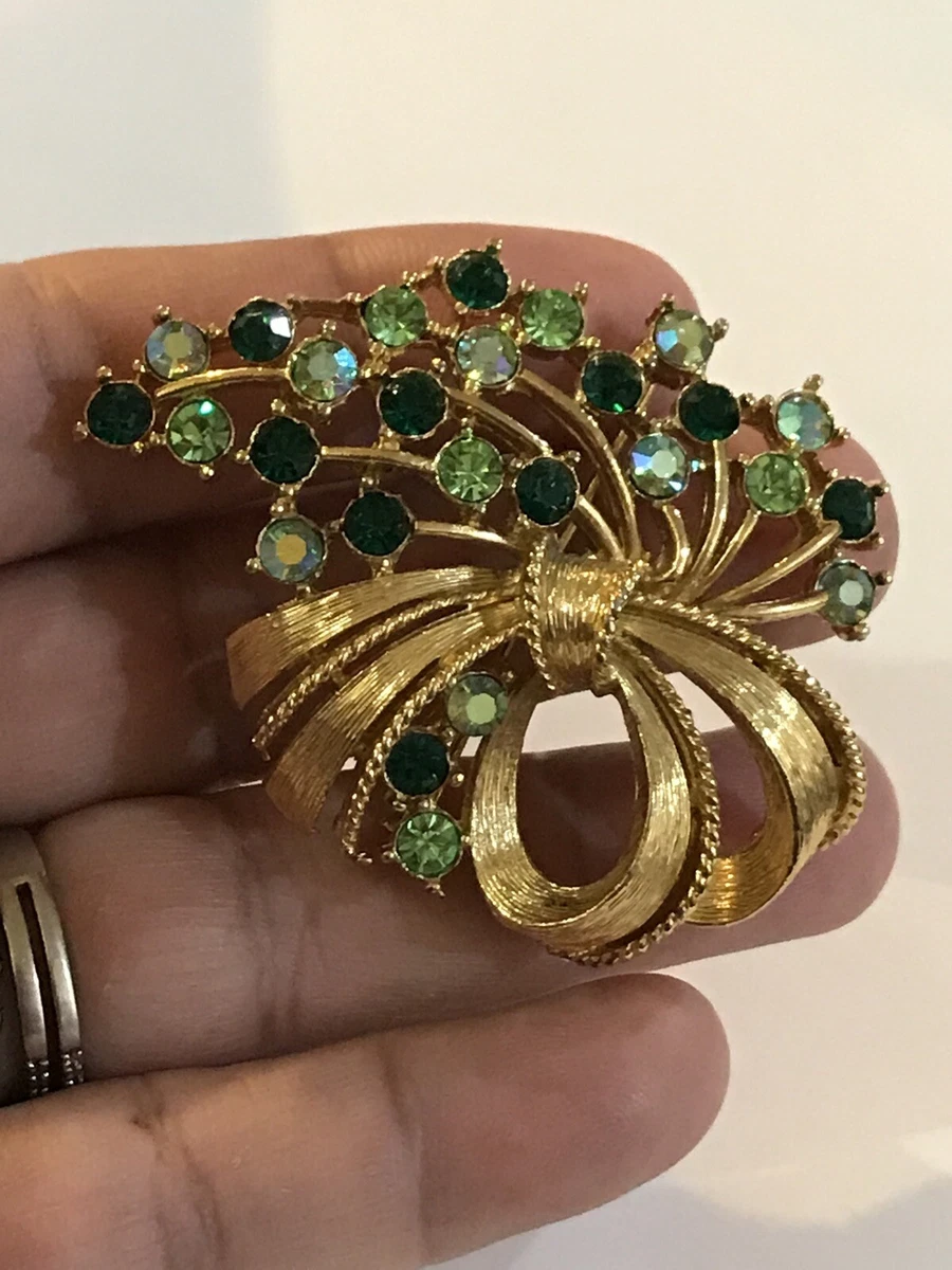 M jent brooch deals