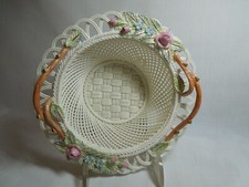 Belleek 2002 Annual Basket/ White with Blue and Pink Flowers