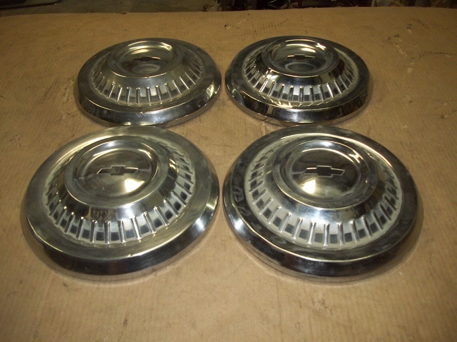 1964 64 65 Chevrolet Hubcap Rim Center Hub Cap Cover POVERTY DOG DISH