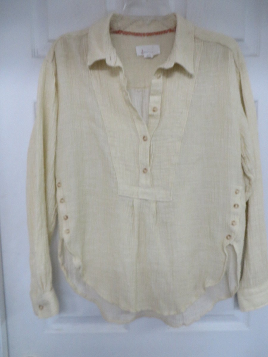 by Anthropologie Buttons L. sleeve Crinkle Asymmetric Hi Low
