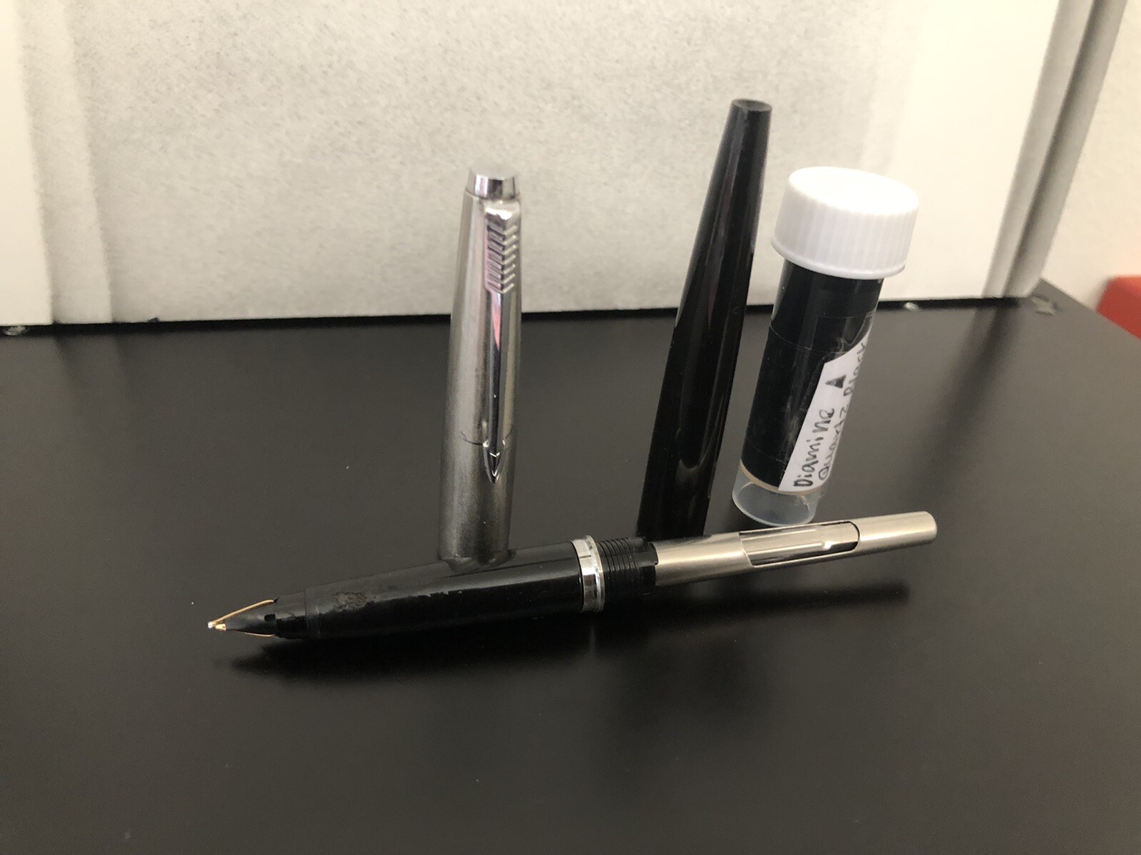 Vintage Parker 45 Classic Black Fountain Pen with Converter & Ink vial