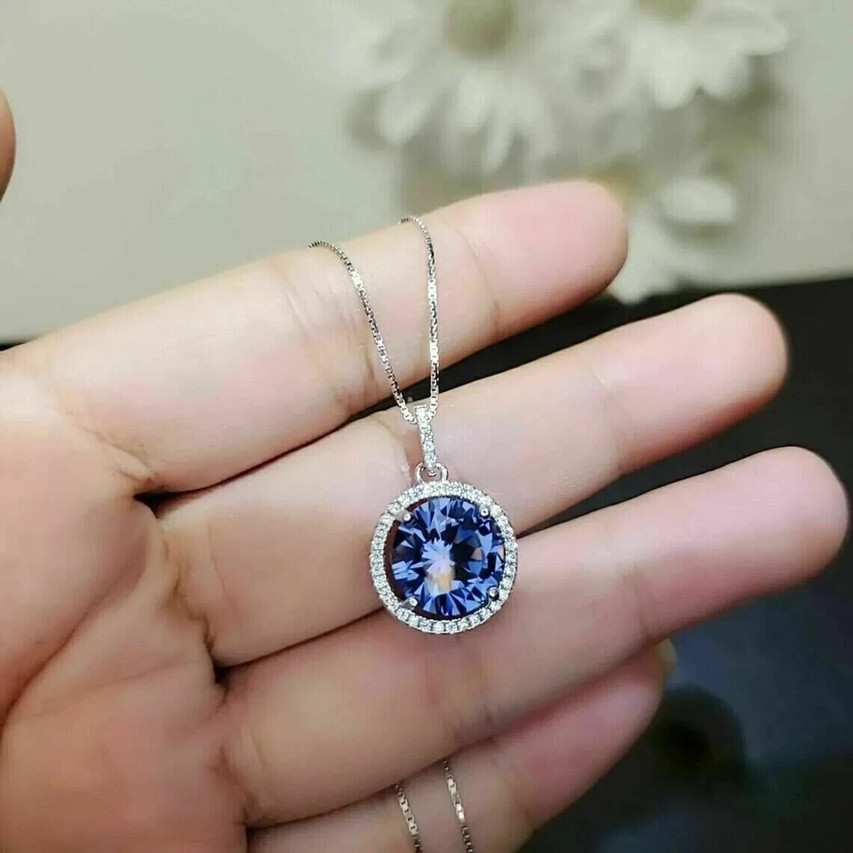 Colgante regalo cumpleaños mujer diamante simulado redondo de 2,20 quilates acabado oro amarillo de 14 quilates Foto 2 de 4