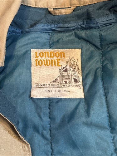 London Fog Men’s S Reg Hooded Rain Jacket Beige Tan Nylon Lined - Picture 12 of 12