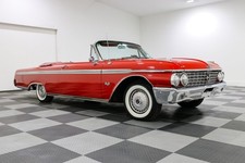 1962 Ford Galaxie Sunliner Convertible