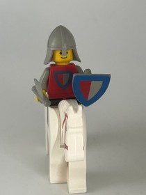 LEGO Castle Knight Cas074 Shield s Helmet Sword 677 with Horse