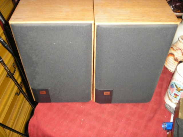 jbl j2050