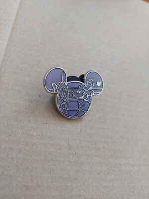 Disney Genuine Pin Hidden Mickey 2019 Wave C Disney Short Films Steamboat Chaser