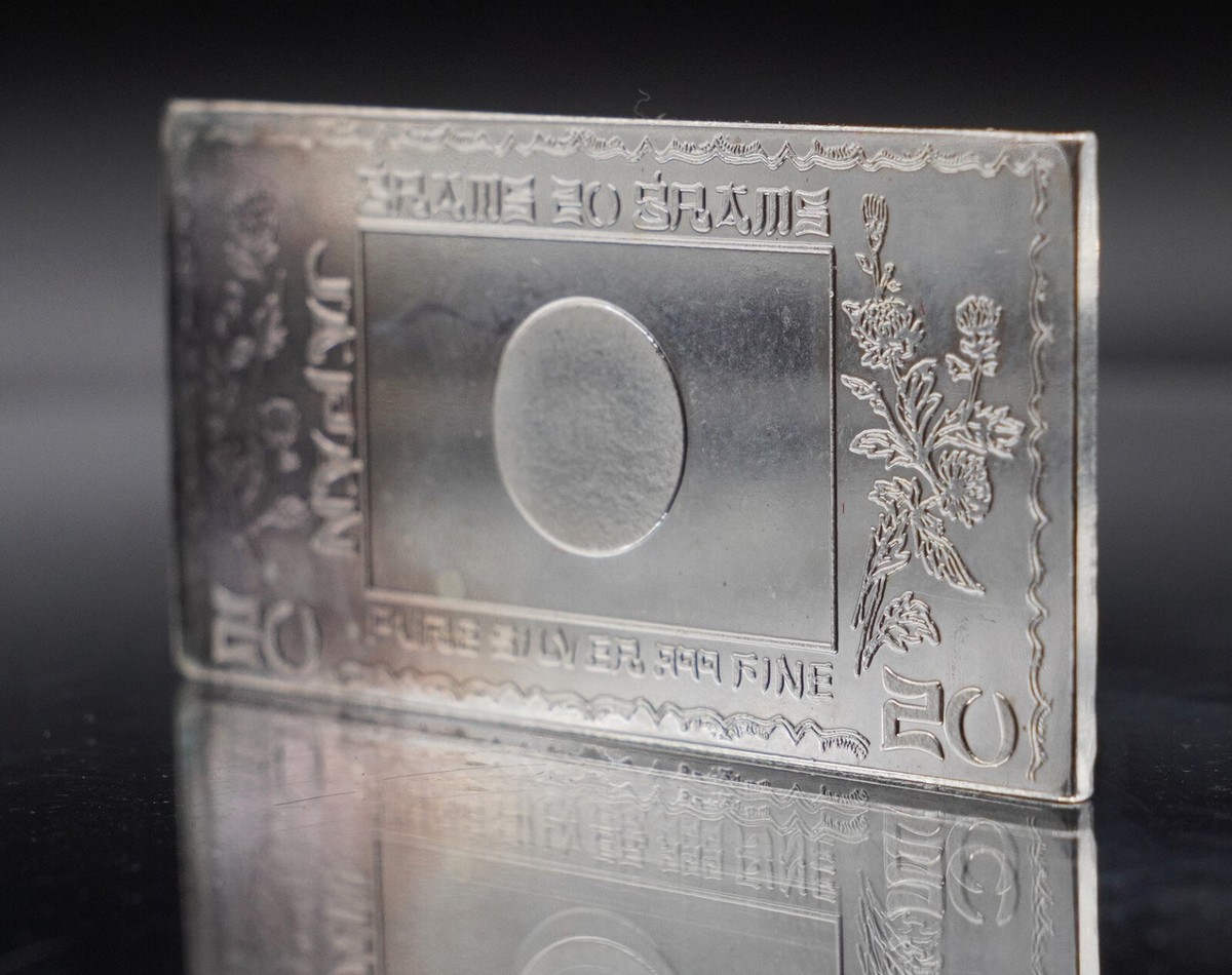 シンガポール　ミント　20GRAMS　999 FINE SILVER　巳　銀貨 シンガポール ミント 20GRAMS 999 FINE SILVER 巳 銀貨