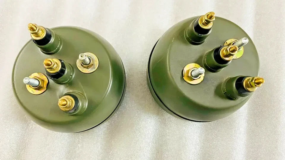 Luz trasera Willys MB Ford GPW Jeep Truck militar ojo de gato 4"" (par) | Ajuste Foto 3 de 3