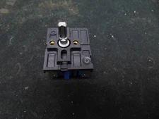 GE Electric Range GRF600AV1SS Surface Element Control Switch WB24X25013