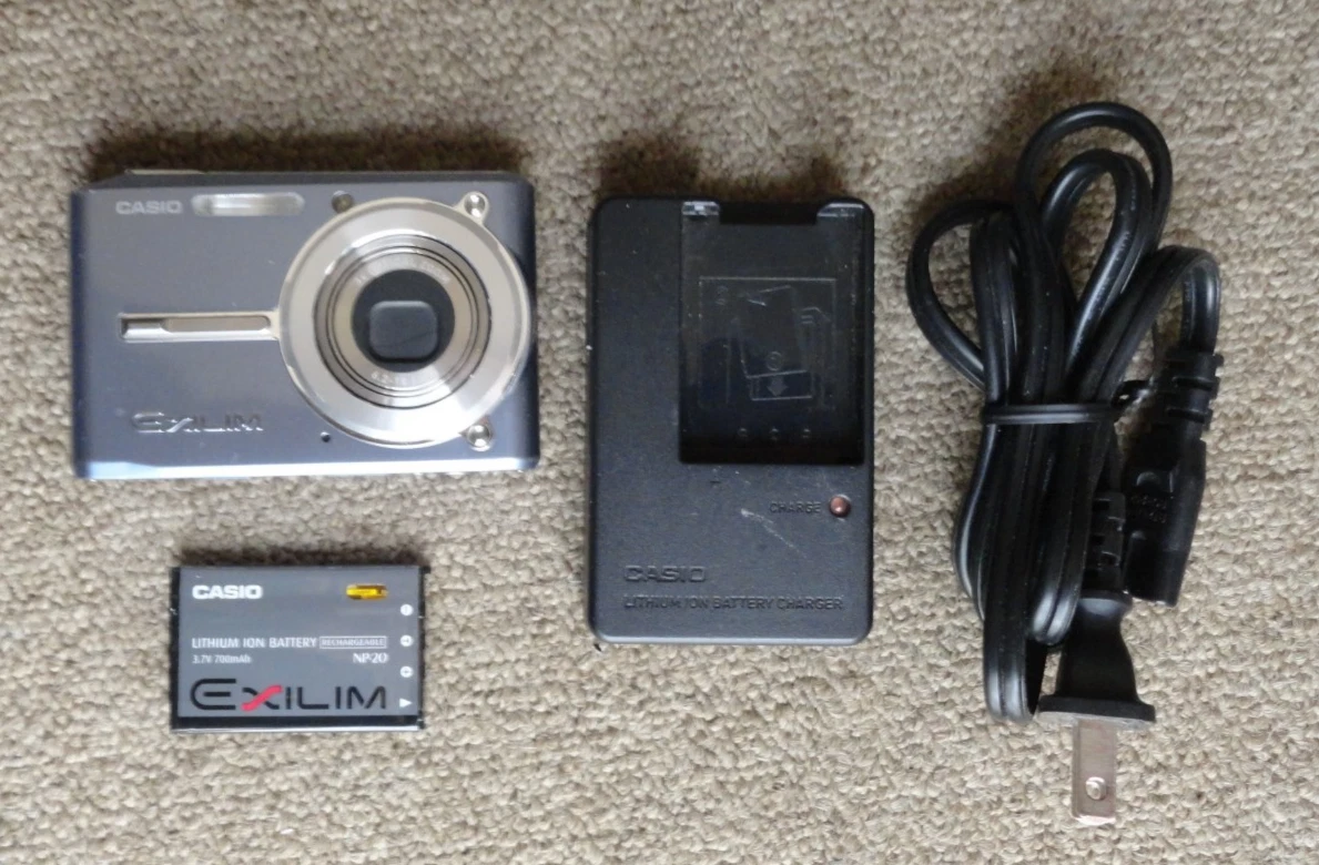 Casio Exilim EX-S600 5-6.9MP Digital Cameras for Sale - eBay