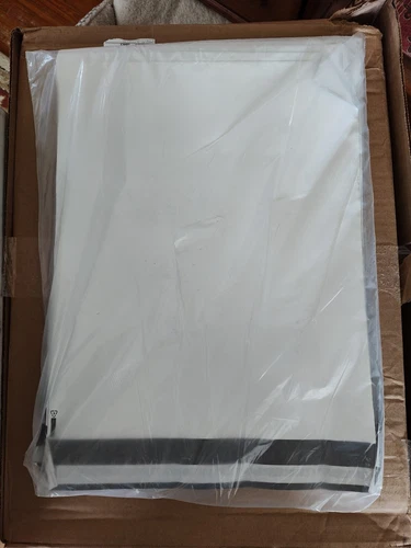 New 100 - 14x17  WHITE POLY MAILERS SHIPPING ENVELOPES BAGS