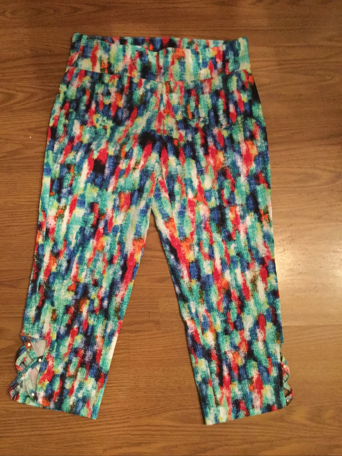 ATTYRE Women's Pull On Capri Pants Very Colorful Petite Size 6P | eBay