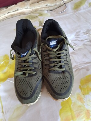 Grüne und schwarze Nike Trainingsschuhe, Größe 8UK, 42Euro, guter Zustand getragen