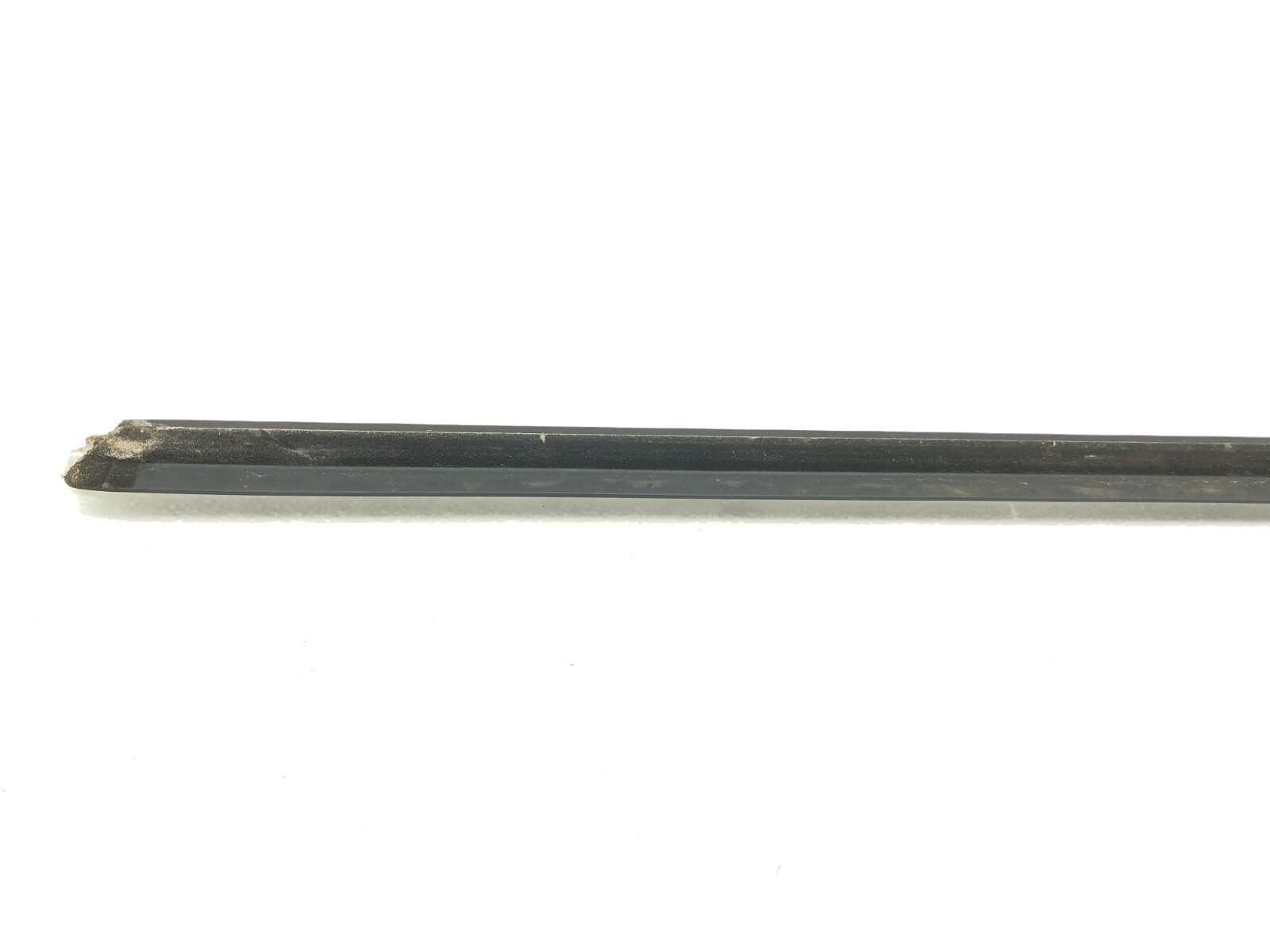 2014-2020 MASERATI QUATTROPORTE RIGHT PASS FRONT DOOR WINDOW BELT MOLDING TRIM