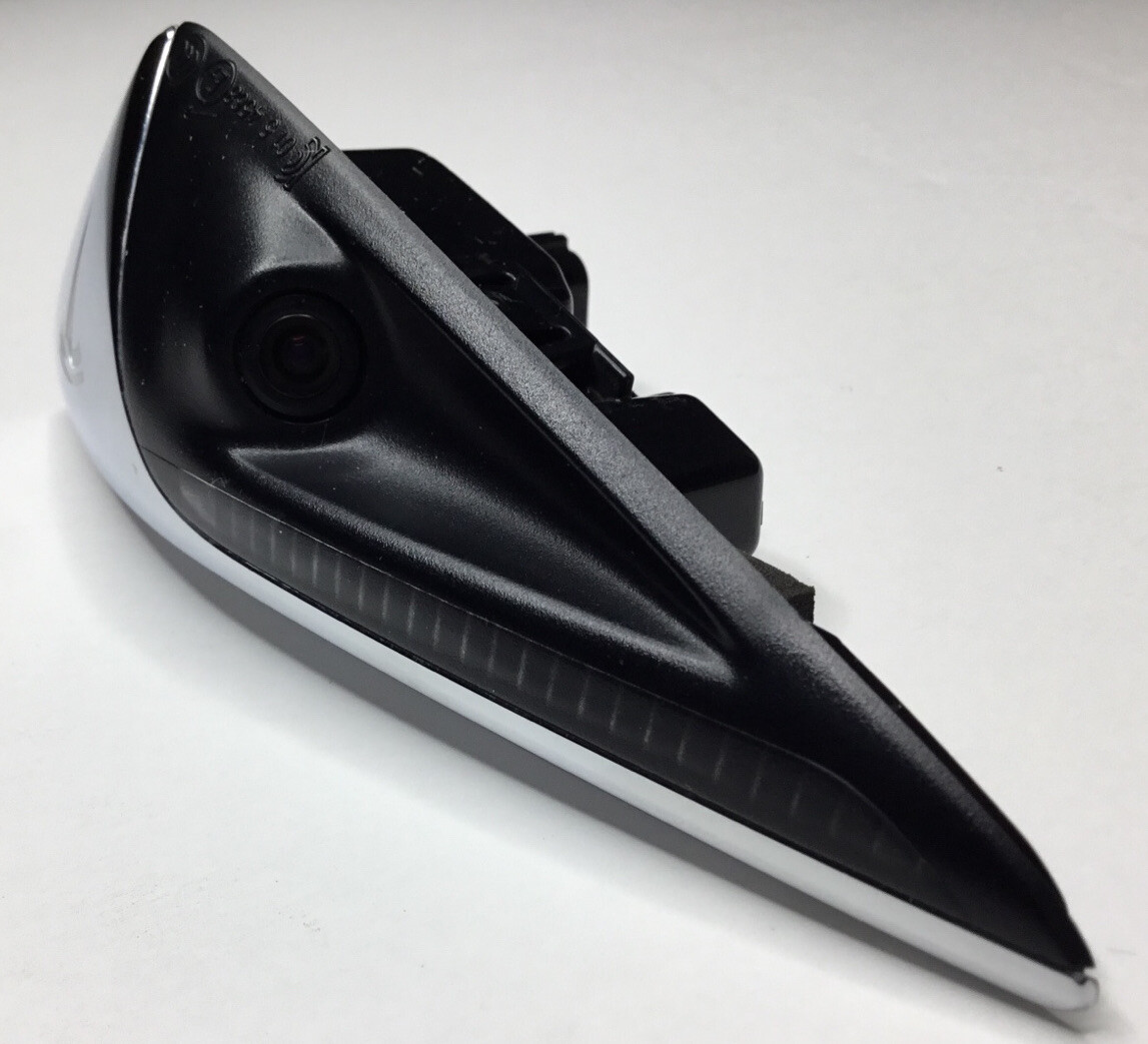 Tesla Model 3 Right Hand Passenger Fender Side Camera 1125107-77-C