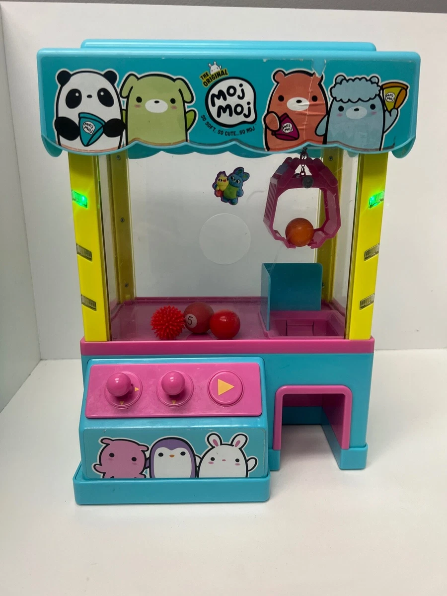 Moj Moj The Original Claw Machine Arcade Game MGA Entertainment