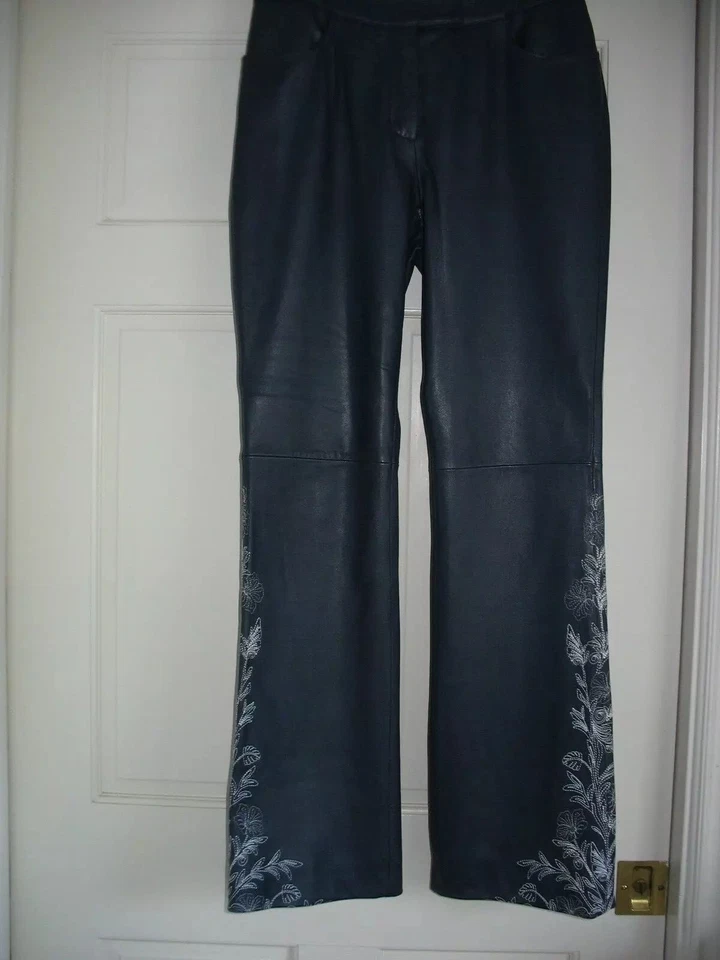 Calça de couro bordada azul marinho cintura alta ST. JOHN COLLECTION - Tamanho 12 nova com etiquetas