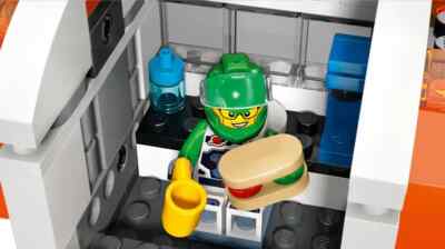 Lego Modular Space Station 60433 City Minifigure Building Set