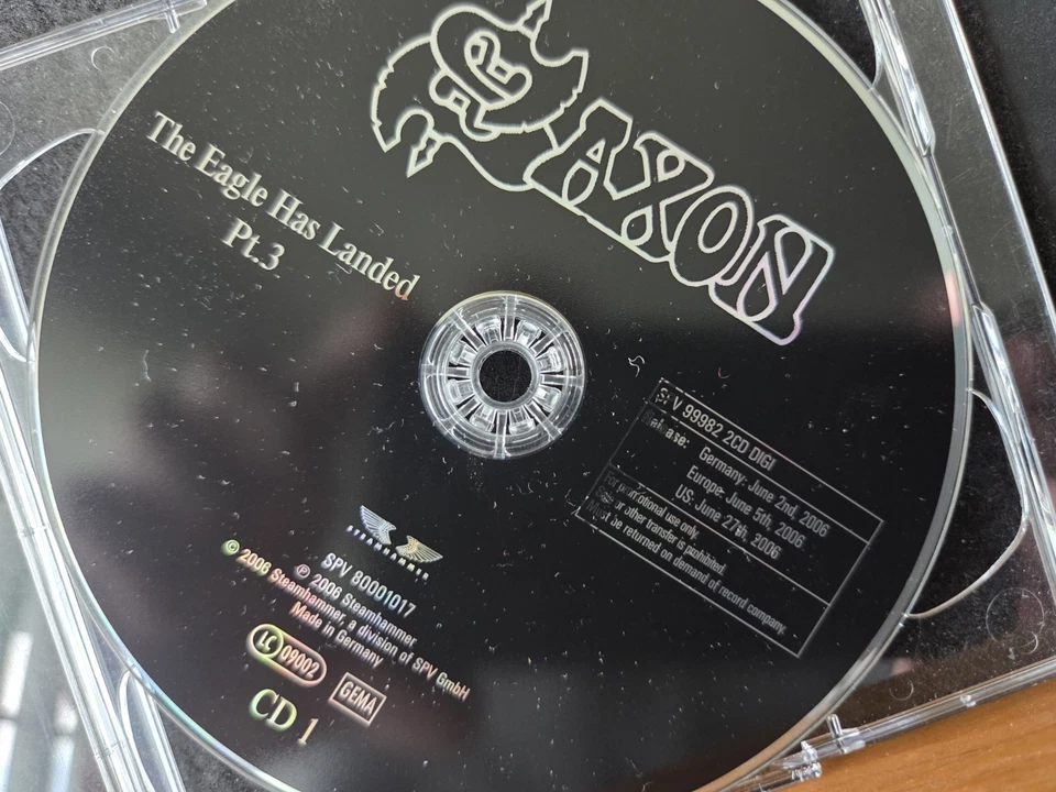 Saxon The Eagle Has Landed III CD and To Hell And Back DVD (2 Disc Set) Rare!!!! Foto 4 de 4