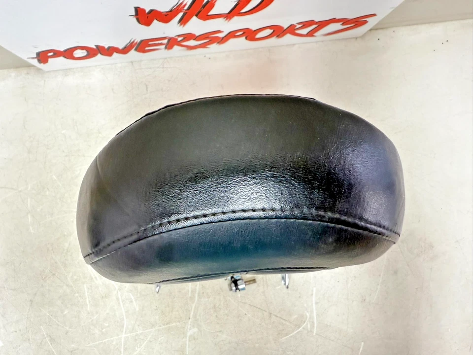 2008 HARLEY SOFTAIL DELUXE Sissy Bar Passenger Backrest Pad Quick Release - Image 3 of 4