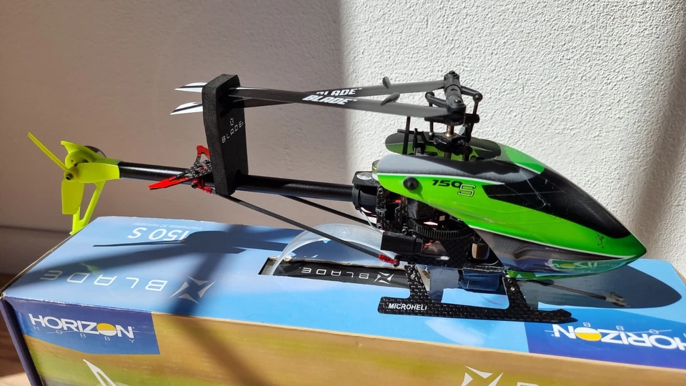 Blade 150 S BNF Basic BLH54550 mit Tuningteilen Ersatzteilen 8x Akku - Bild 4 von 4