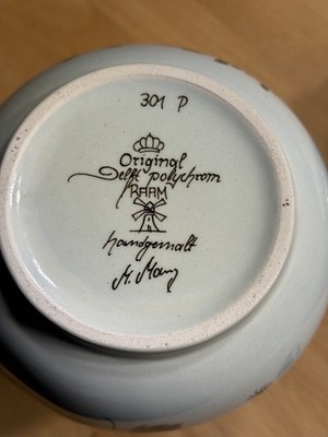 Delftware RAAM Polychrom Vase mit Deckel   handbemalt, signiert