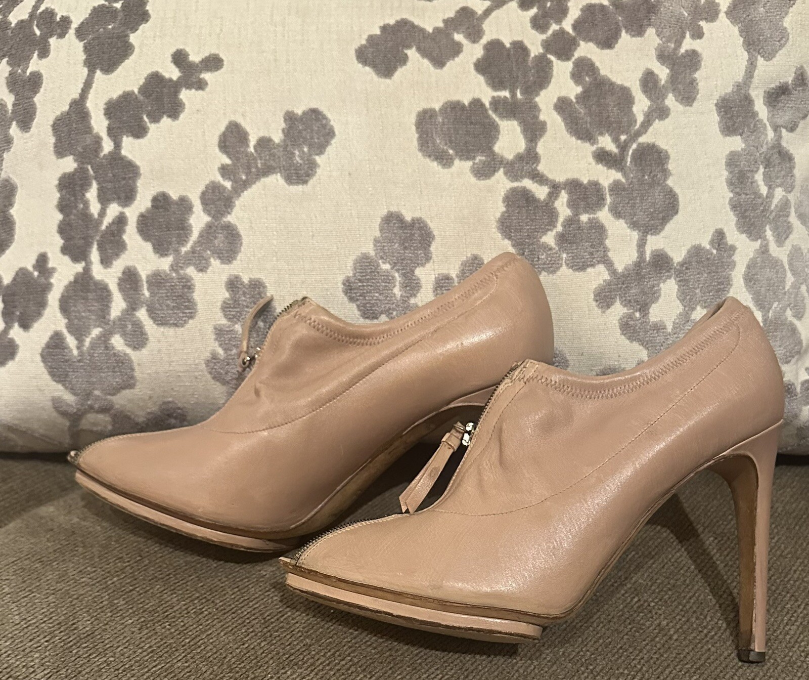 SAINT LAURENT Stivaletti YSL Blush rosa nudo pelle elasticizzata Joan tacco zip punta aperta 38