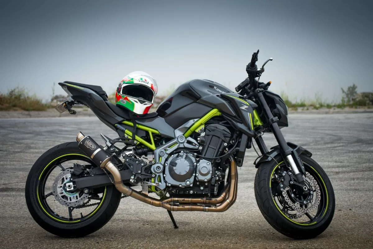 KAWASAKI NINJA Z900 Z H2 ZR1000 FENDER ELIMINATOR TAIL TIDY 2T S 17 24