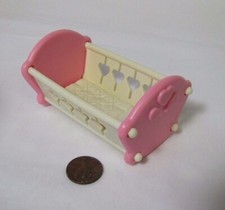 Fisher Price Loving Family Dream Dollhouse Pink Cradle Baby Girl Nursery