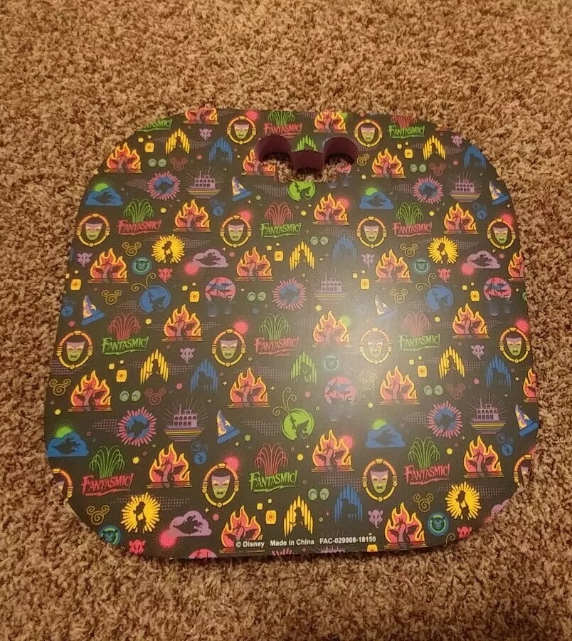 カリフォルニアディズニー ファンタズミック シートクッション4枚セット Disneyland Disney Parks Fantasmic Seat Cushion | eBay