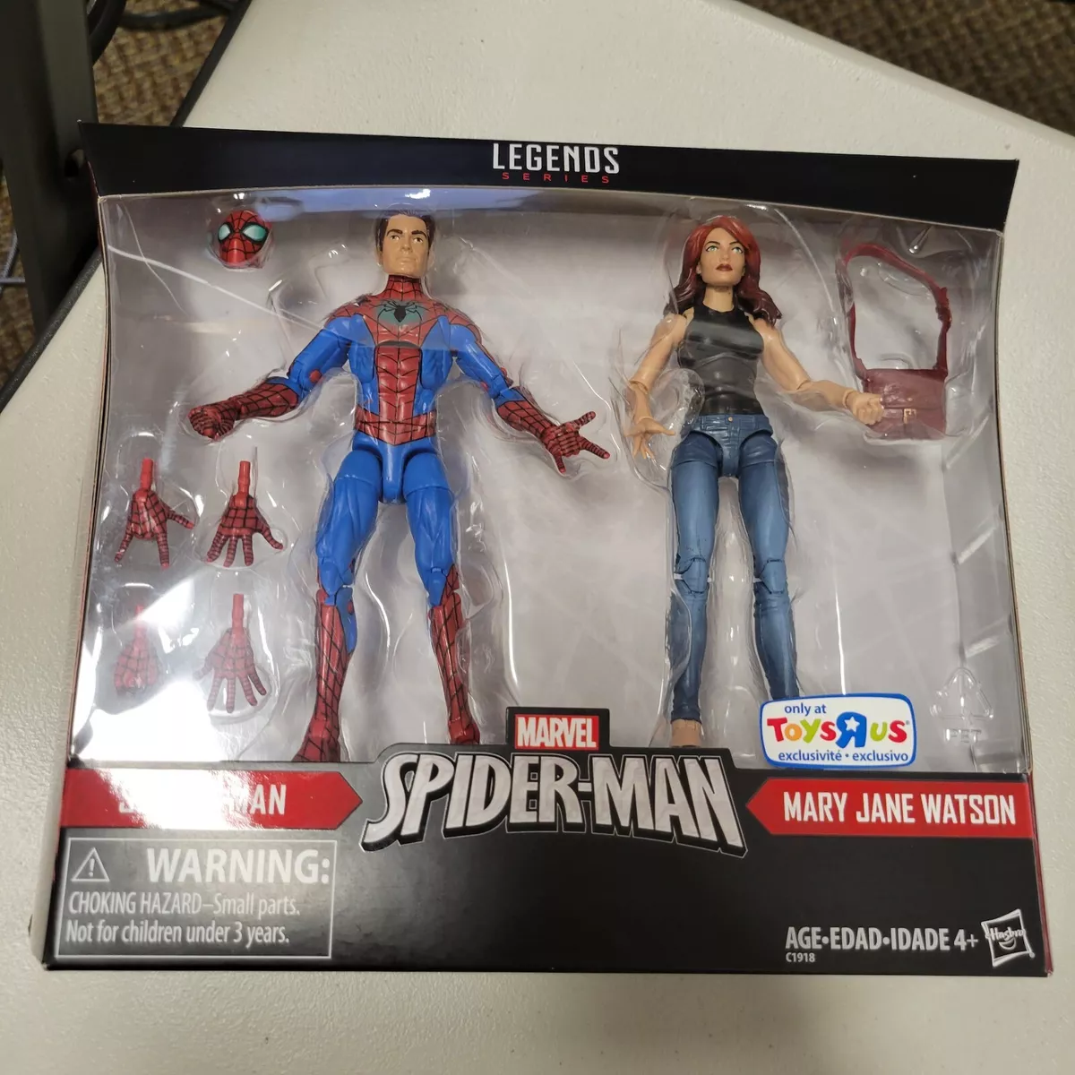 Hasbro Marvel Legends Spider Man and Mary Jane Watson Action