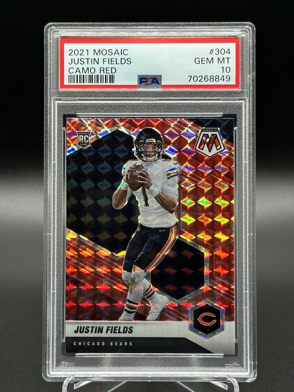 2021 Panini Mosaic Justin Fields Camo Red Prizm Rookie RC #304 PSA 10 Gem Mint