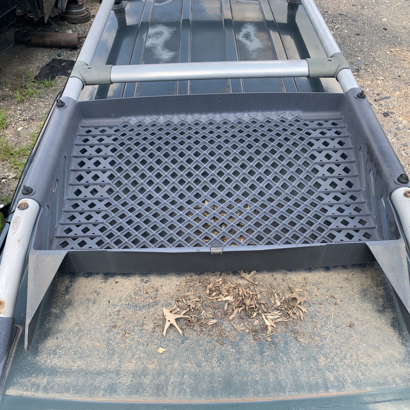 2000 2004 NISSAN XTERRA OEM Roof Basket eBay
